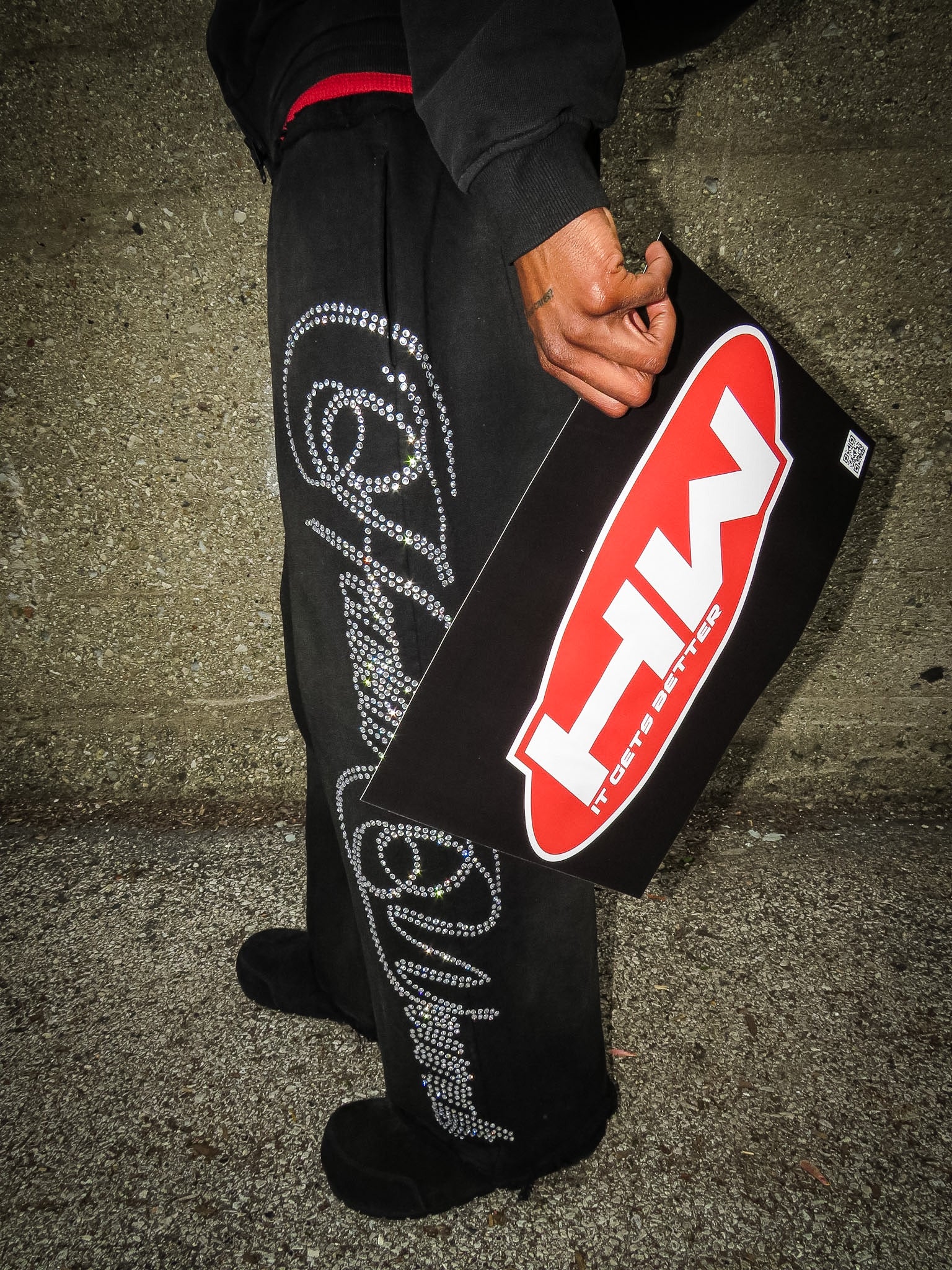 hw black sweats